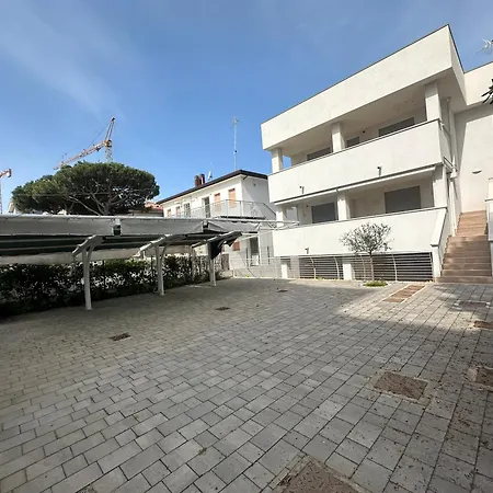Giorgio - Giardino Privato - A Pochi Passi Dal Mare Appartement