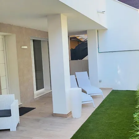 Giorgio - Giardino Privato - A Pochi Passi Dal Mare